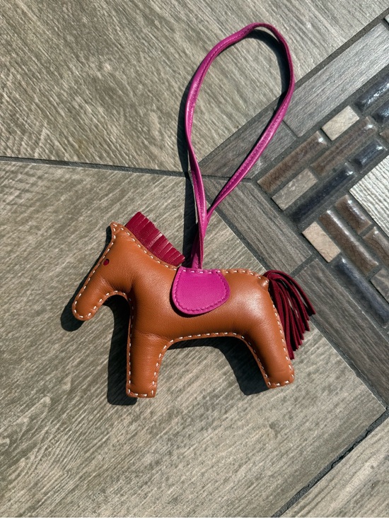 Hermes Handbags - NWOT Hermès Rodeo PM Bag Charm supple Milo lambskin